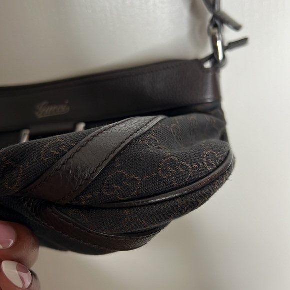 Vintage Gucci Crossbody - Picture 15 of 17